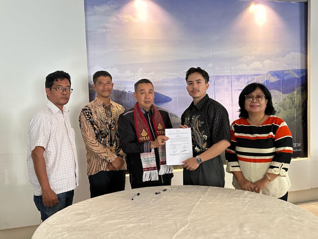 Document Signing SADA SOLU x Geopark Toba Caldera